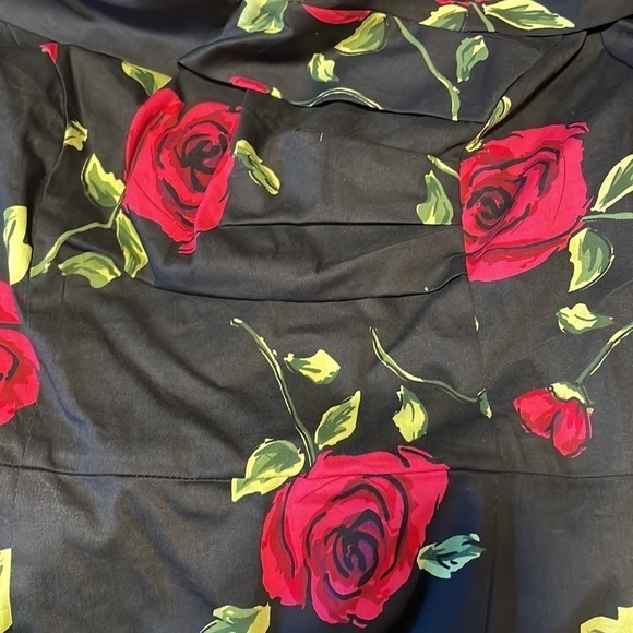 Romantic Pin Up Pencil Dress Med Black Cocktail Rose Fit Mid Belle Pogue Alt - Picture 9 of 15